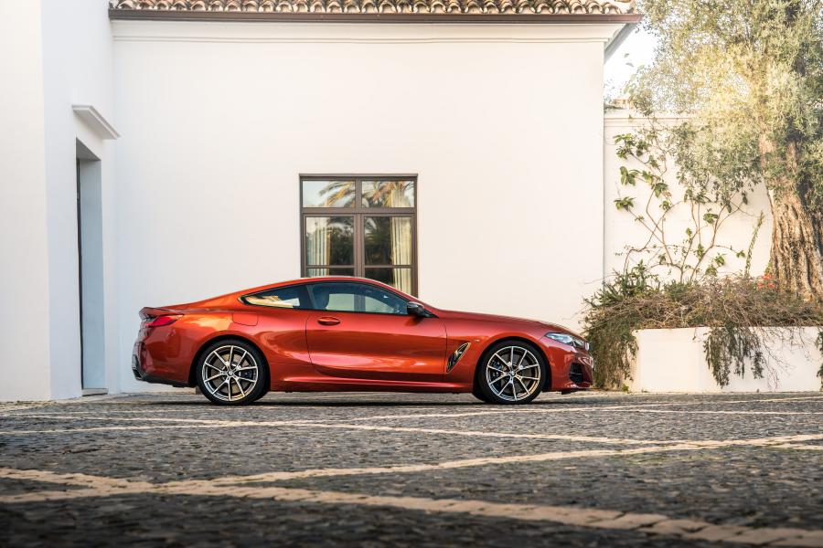  BMW M850i xDrive Carbon Package (G15) 2018 года  (UK) (фото 23 из 40)